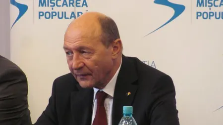 Băsescu: Grecia nu va ieşi din zona euro, indiferent de rezultatul referendumului. Tsipras trebuie să plece