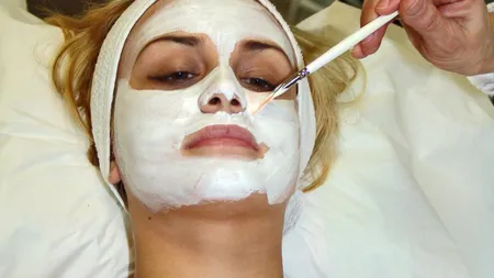 Cu aceasta reţetă scapi de părul de pe faţă pentru totdeauna