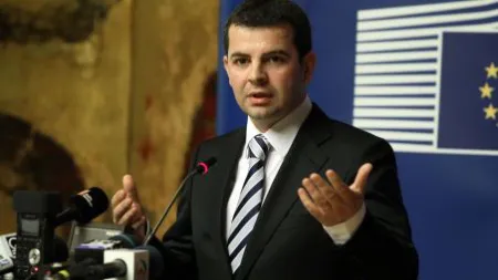 Daniel Constantin: Am hotărât ca ALDE să nu voteze moţiunea. Parlamentarii formaţiunii participă la dezbateri