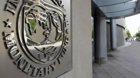 Fondul Monetar Internaţional a anunţat că este pregătit să ajute Grecia dacă i se va cere