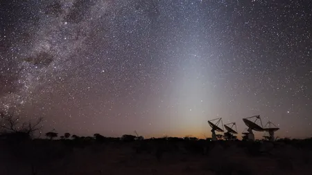 Astronomii au descoperit o galaxie foarte, foarte îndepărtată