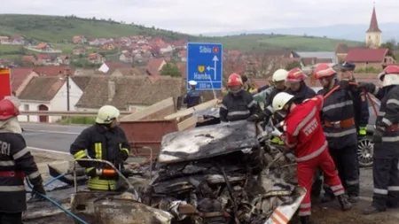 Accident grav cu patru victime în Mureş. Printre răniţi, un copil de 2 ani