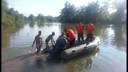 Tragedie pe râul Olt, în judeţul Braşov. O femeie a murit salvând doi copii de la înec