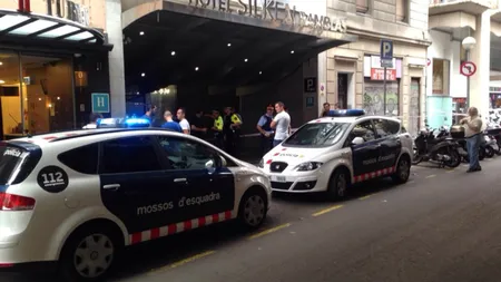 ATAC ARMAT la Barcelona. Un bărbat a deschis focul pe Rambla. Două persoane sunt rănite