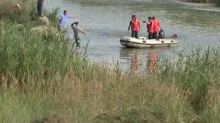 Doi copii s-au înecat în râul Suceava VIDEO