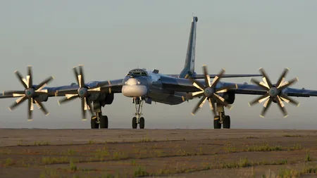 Un bombardier strategic Tupolev Tu-95 s-a prăbuşit în Extremul Orient rus