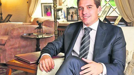 Ipoteza şocantă lansată de o revistă din străinătate: Nicolae şi-a pierdut titlul pentru că este gay