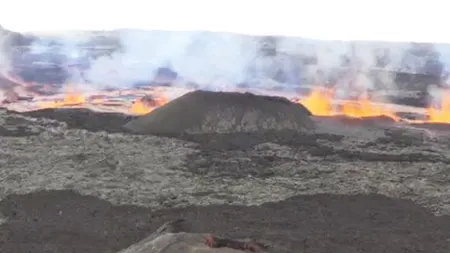 ERUPŢIE VULCANICĂ pe insula Reunion. IMAGINI SPECTACULOASE