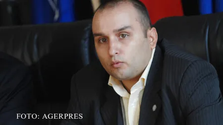 Director şi consilier din Primăria Sectorului 1, arestaţi