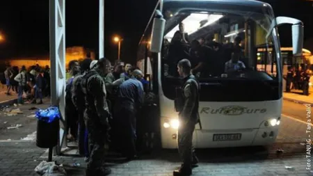 50 de AUTOBUZE au plecat din capitala sârbă spre Ungaria