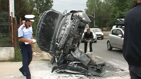 Maşină lovită de TIR. Accidentul a fost surprins de o cameră de pe bord