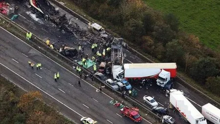 Carambol cu cinci maşini pe A2: Traficul este de coşmar