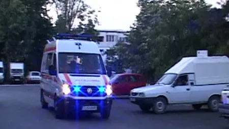 TRAGEDIE la Tulcea. Un copil de 2 ani, împins pe geam de fratele mai mare