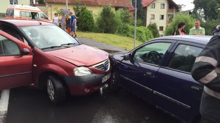 Accident grav în Braşov. Printre victime se află şi doi copii