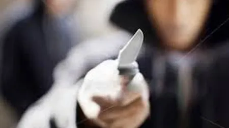 Caz şocant la Iaşi. Un minor i-a tăiat gâtul unei bătrâne, pentru 13 lei, un cozonac şi două găini