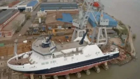 Primul feribot construit la Galaţi s-a defectat de la prima călătorie VIDEO