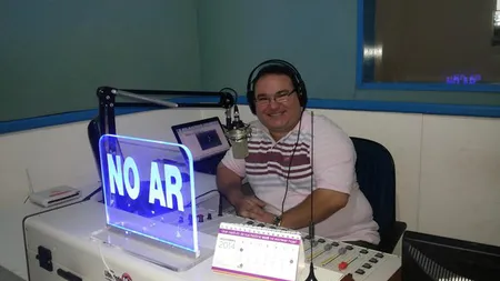 Un prezentator de radio a fost împuşcat MORTAL în DIRECT