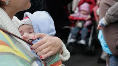 Guvernul a aprobat NOI REGULI privind indemnizaţia lunară pentru creşterea copiilor