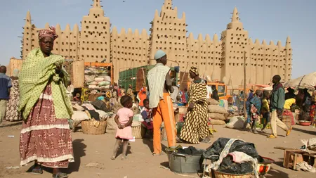 Mali: Cel puţin 13 morţi în luarea de ostatici de la Sevare. UPDATE