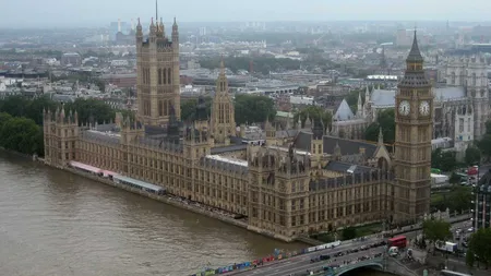 Londra continuă lupta împotriva Statului Islamic. Anunţul a fost făcut de ministrul Apărării
