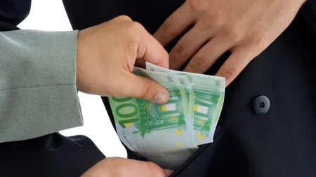MITĂ de 20.000 de euro pentru şeful Anticorupţie Prahova, pentru a interveni într-un dosar