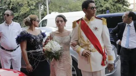 Nuntă de fiţe în clanul Cârpaci: Mirele a fost îmbrăcat în Regele Franz Joseph VIDEO