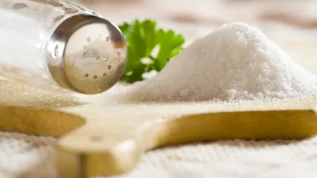 Câţi oameni mor anual de la consumul excesiv de sare