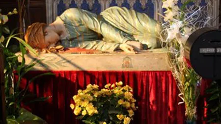 MIRACOL. Sfânta CECILIA arată acum la fel ca în anul în care a fost executată, respectiv anul 177 FOTO
