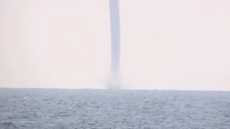 Imagini IMPRESIONANTE. O TORNADĂ s-a format în Marea Neagră VIDEO