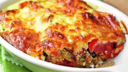 REŢETA ZILEI: Vinete gratinate la cuptor
