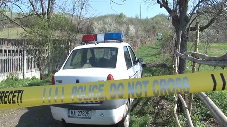 Un bărbat bolnav psihic din Tecuci şi-a rănit grav mama şi ucis sora