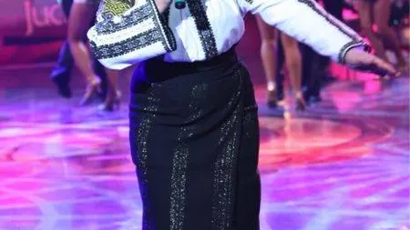 Laura Lavric, ţinta unui criminal în serie. Cântăreaţa face mărturii cutremurătoare după 40 de ani