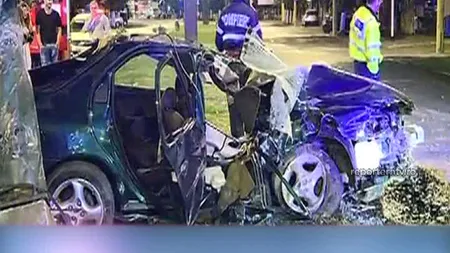 Accident grav din cauza vitezei. Doi tineri au ajuns la spital cu răni grave VIDEO