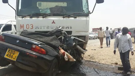 Accident teribil: O tânără actriţă a murit pe loc după ce maşina sa a intrat sub un TIR. VIDEO