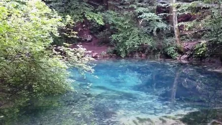 Cutremurătoarea POVESTE de dragoste a BĂIATULUI TRANSFORMAT în lac. Legenda spune că iubita lui a fost ucisă