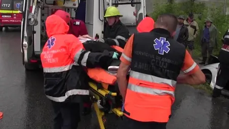 Accident teribil din cauza ploii torenţiale. Cinci oameni au fost răniţi, printre care trei copii