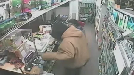 Magazinele şi casele de schimb din Bucureşti, DOTATE cu o tehnologie antifurt de ultimă oră