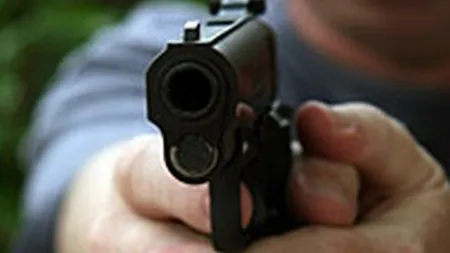 Intervenţie în forţă a Poliţiei. Hoţi prinşi cu focuri de armă, în Capitală