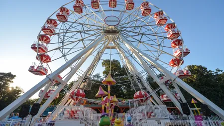 Noul parc de distracţii din Herăstrău s-a deschis. Vezi cum arată FOTO