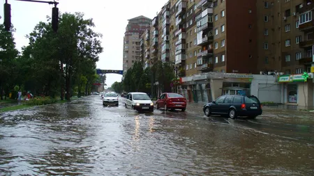 ALERTĂ METEO: Va ploua în 24 de ore cât pentru două săptămâni