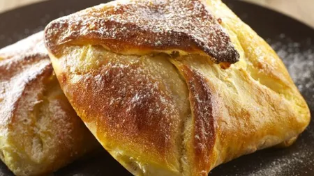 REŢETA ZILEI: Poale-n brâu cu brânză dulce şi stafide