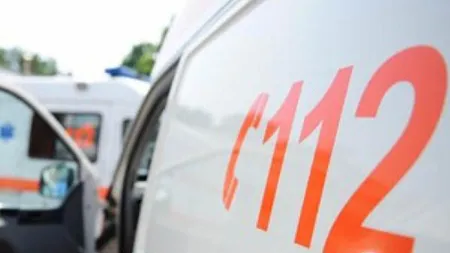 O elevă de 13 ani din Gorj a încercat să se sinucidă în prima zi de şcoală