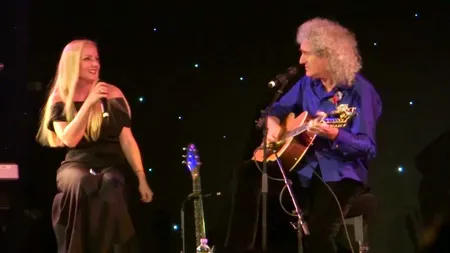 Brian May şi Kerry Ellis vor cânta pentru prima oară în Bucureşti anul viitor VIDEO