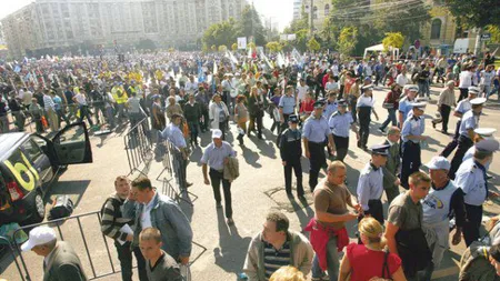 Sindicatele salariaţilor din sectorul agricol şi alimentar pichetează Ministerul Agriculturii