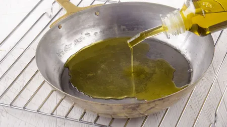 Greşeala pe care trebuie să o eviţi când foloseşti ulei de măsline