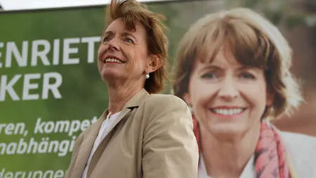 Candidată la primăria oraşului Koln, înjunghiată într-o piaţă. Reacţia Angelei Merkel