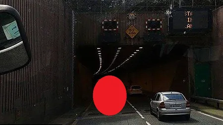 Un şofer a avut un ŞOC când s-a uitat la fotografia făcută într-un tunel. Ce a surprins în imagini FOTO