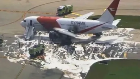 Un avion de pasageri a luat foc pe un aeroport din Florida. Cel puţin 14 răniţi