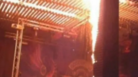 Supravieţuitorii incendiului din Colectiv, în stare de ŞOC: Tremur încă, m-am târât pe jos printre oameni arşi