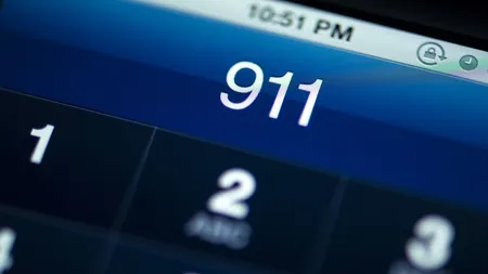 A sunat la 911 pentru că soţia nu voia să facă sex cu el
